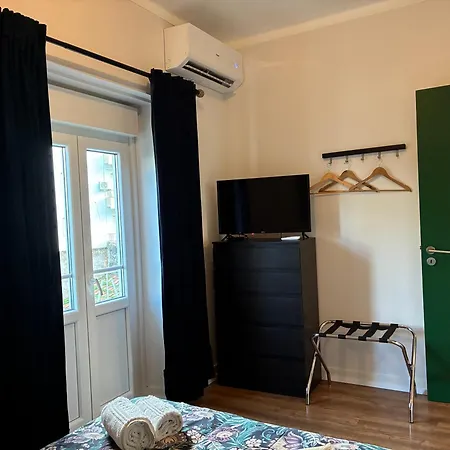 Refugio Historico E Elegante- A Curta Distancia Do Castelo, Praias E Lisboa Apartment *